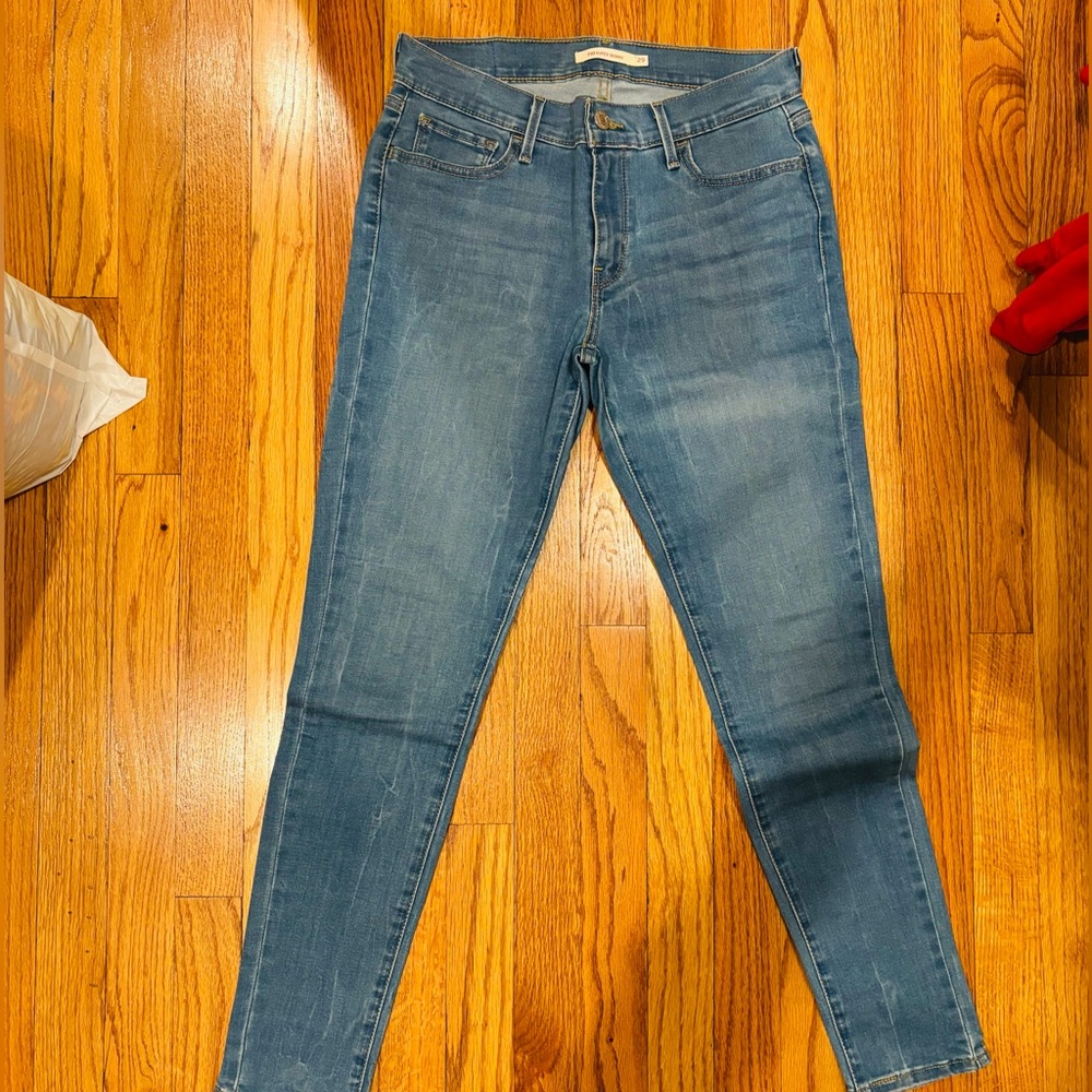 👖 Levi’s 710 Super Skinny Jeans – Size 29 – Worn Once